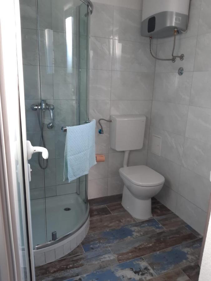Appartement Jona - Dugi Rat - Mali Rat Extérieur photo