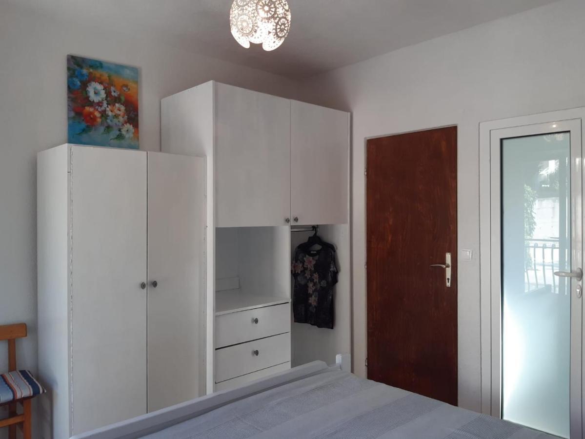 Appartement Jona - Dugi Rat - Mali Rat Extérieur photo